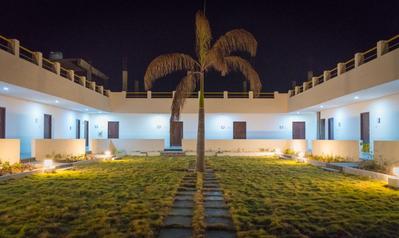 Seagull Beach Resort Chirala ภายนอก รูปภาพ
